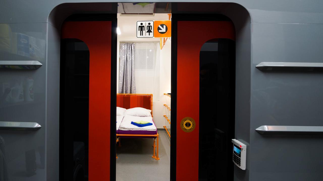 Metro Apartment Prague By Main Train And Bus Station Экстерьер фото